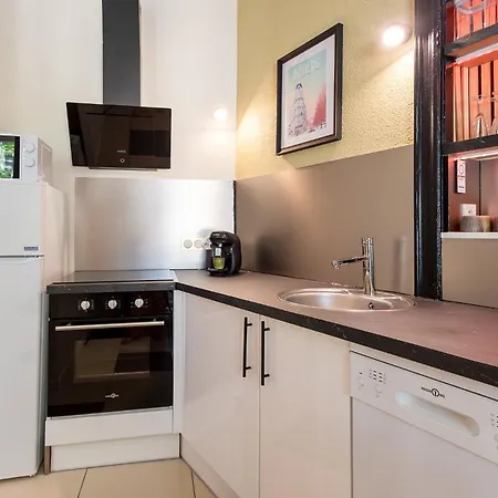 Appartement Riquet Haussmannien - Confort&elegance - Plein Coeur - Proximité Commerces Et Transports Immédiat - Thewhiteglove Services - Speciale Nouvel Béziers