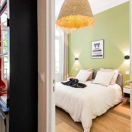 Appartement Riquet Haussmannien - Confort&elegance - Plein Coeur - Proximité Commerces Et Transports Immédiat - Thewhiteglove Services - Speciale Nouvel