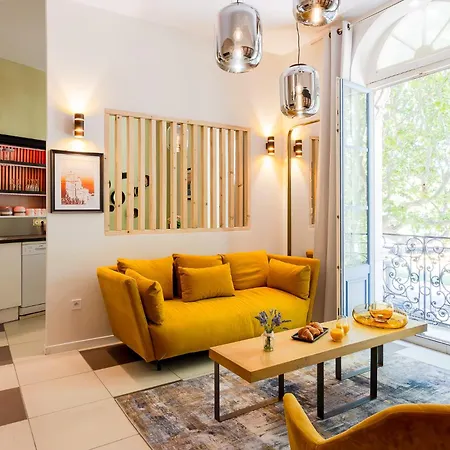 Le Riquet Haussmannien - Confort & Elegance - Climatise - Plein Coeur - Proximite Commerces Et Transports Immediat - Thewhiteglove Services - Speciale Nouvel דירה