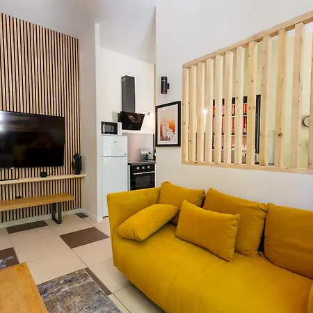 Riquet Haussmannien - Confort&elegance - Plein Coeur - Proximité Commerces Et Transports Immédiat - Thewhiteglove Services - Speciale Nouvel Appartement Béziers