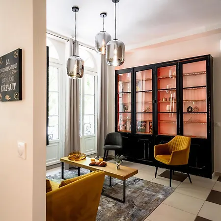 Le Riquet Haussmannien - Confort & Elegance - Climatise - Plein Coeur - Proximite Commerces Et Transports Immediat - Thewhiteglove Services - Speciale Nouvel
