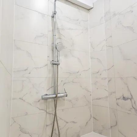 דירה Le Riquet Haussmannien - Confort & Elegance - Climatise - Plein Coeur - Proximite Commerces Et Transports Immediat - Thewhiteglove Services - Speciale Nouvel בזייה