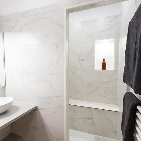 Le Riquet Haussmannien - Confort & Elegance - Climatise - Plein Coeur - Proximite Commerces Et Transports Immediat - Thewhiteglove Services - Speciale Nouvel *